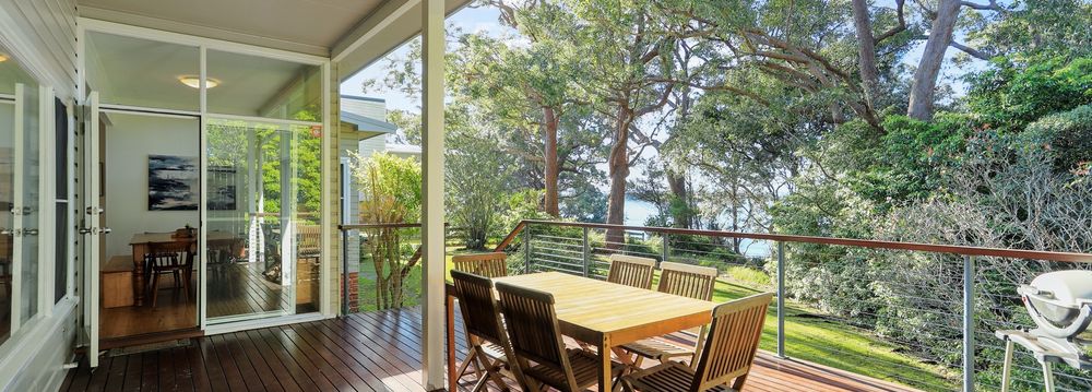  Jervis Bay Realty Holidays: Waterfront Cottage Vincentia Jervis Bay accommodation in Vincentia