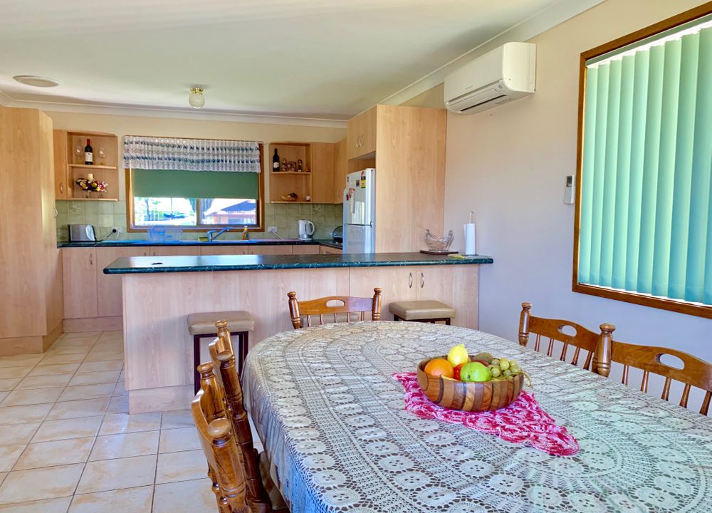 Jervis Bay Realty Holidays: Fisherman’s Retreat Jervis Bay accommodation in Sanctuary Point