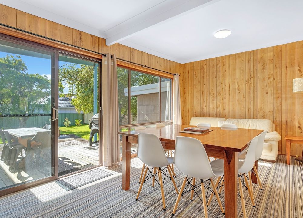 Jervis Bay Realty Holidays: Berry by The Bay Jervis Bay accommodation in Vincentia