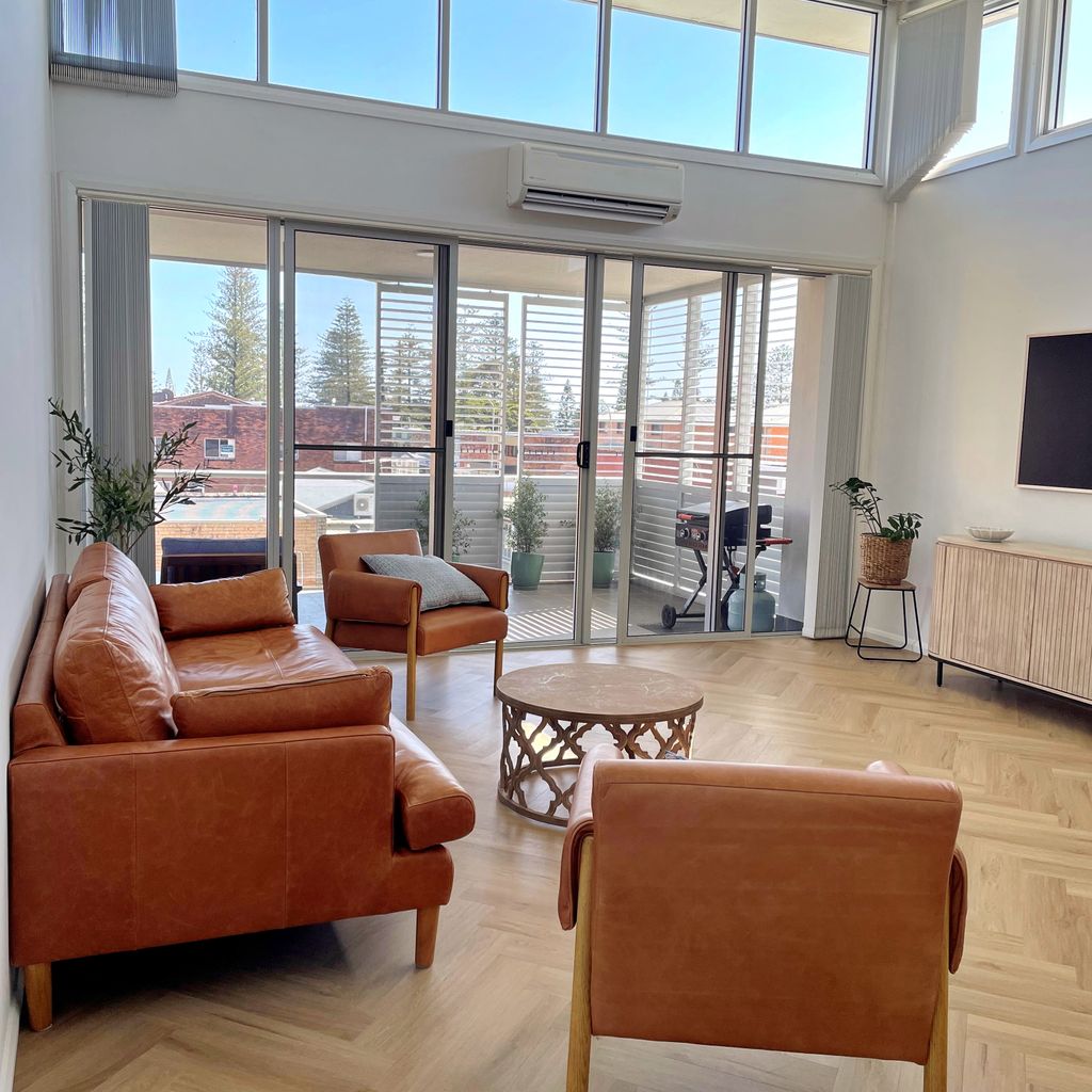 Living area and high ceilings.