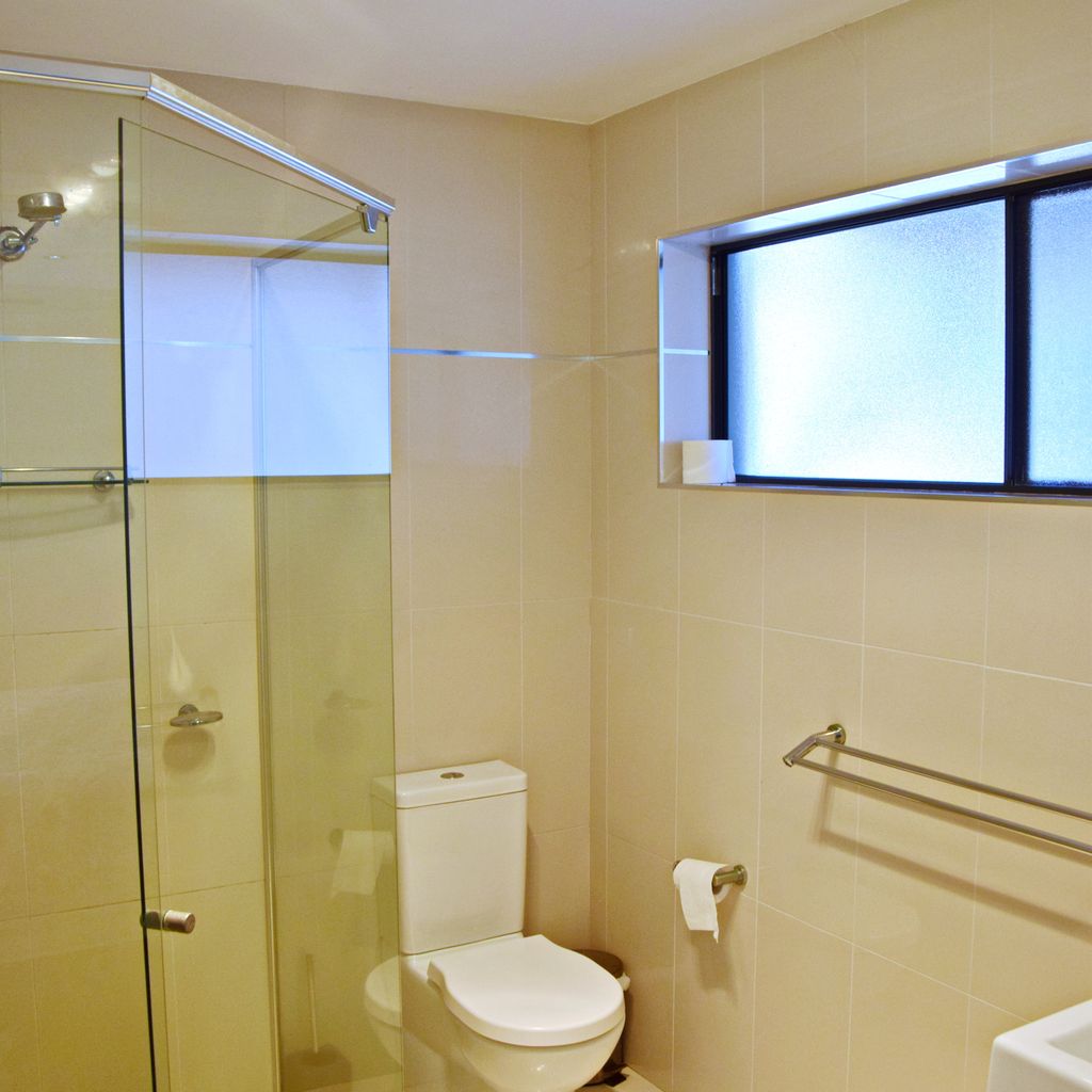 Ensuite bathroom.