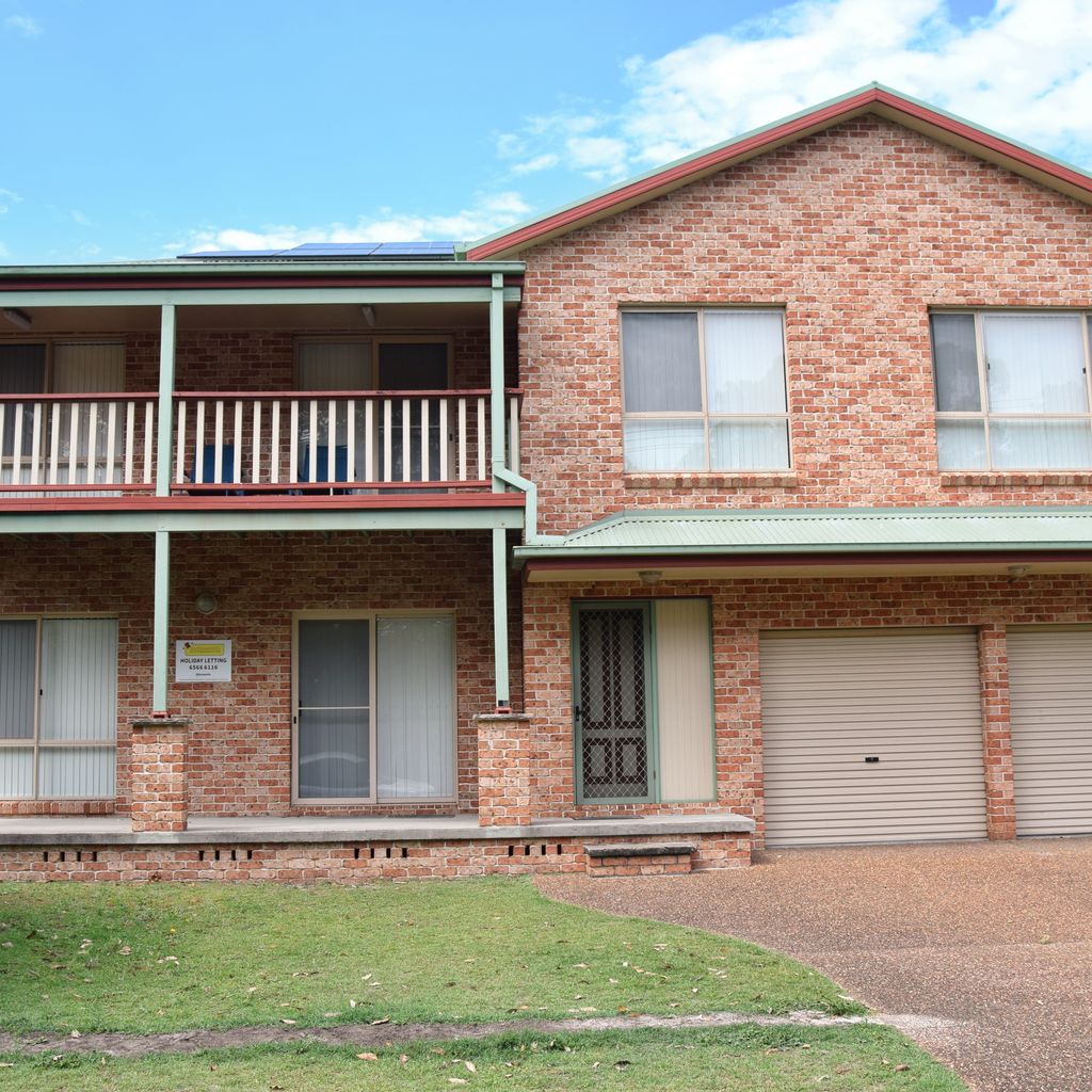 External view of Parkview Lodge.