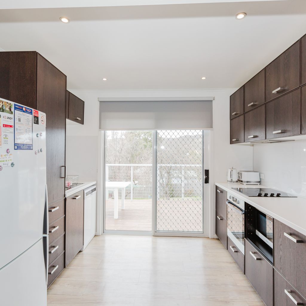 46 Banjo Paterson Crescent