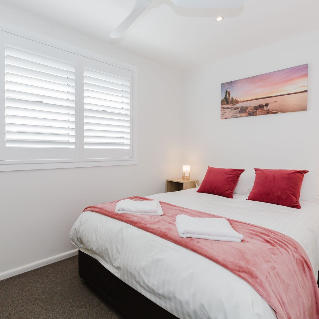 46 Banjo Paterson Crescent