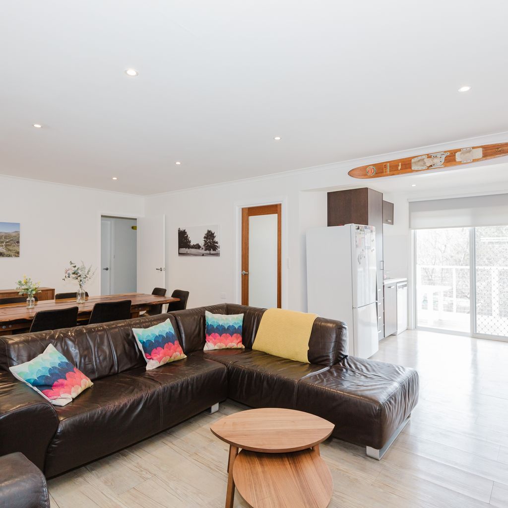 46 Banjo Paterson Crescent