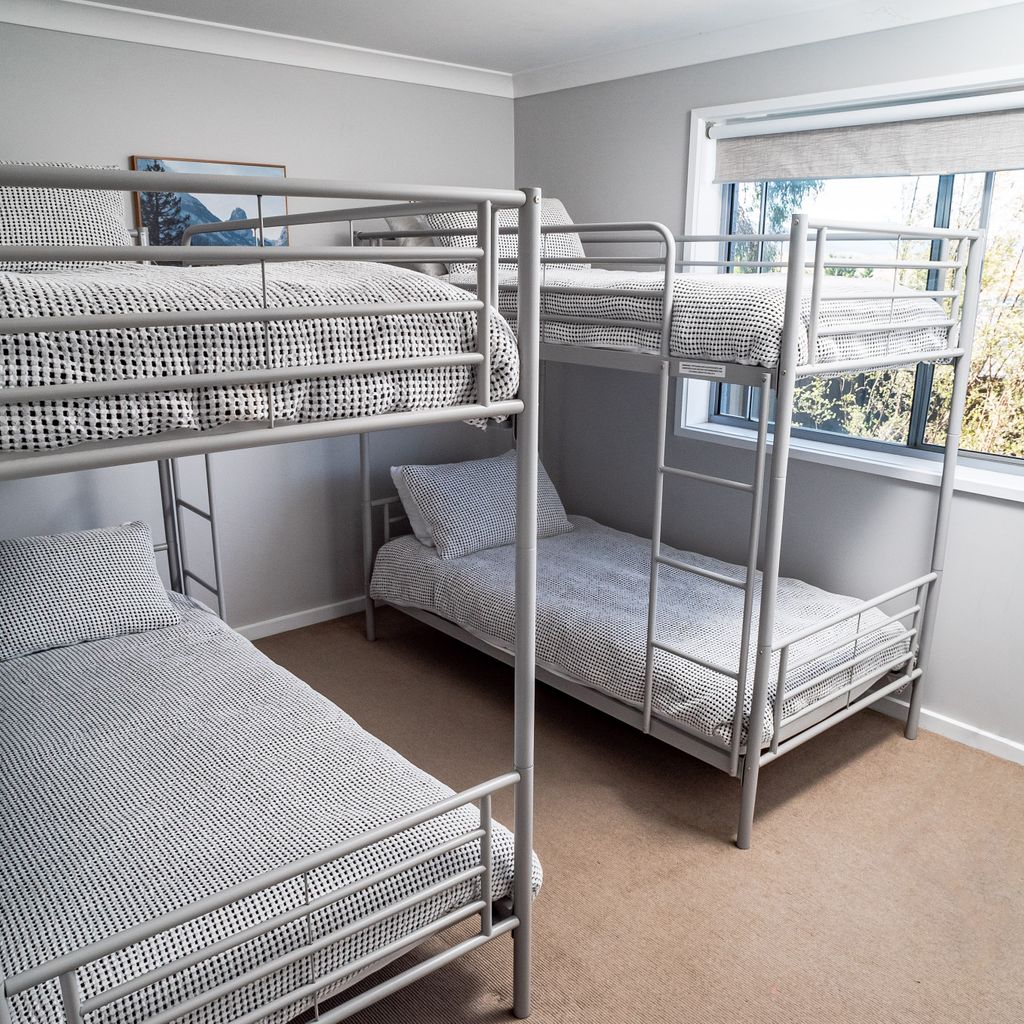 Aspect – 2/8a Poley Cow Lane