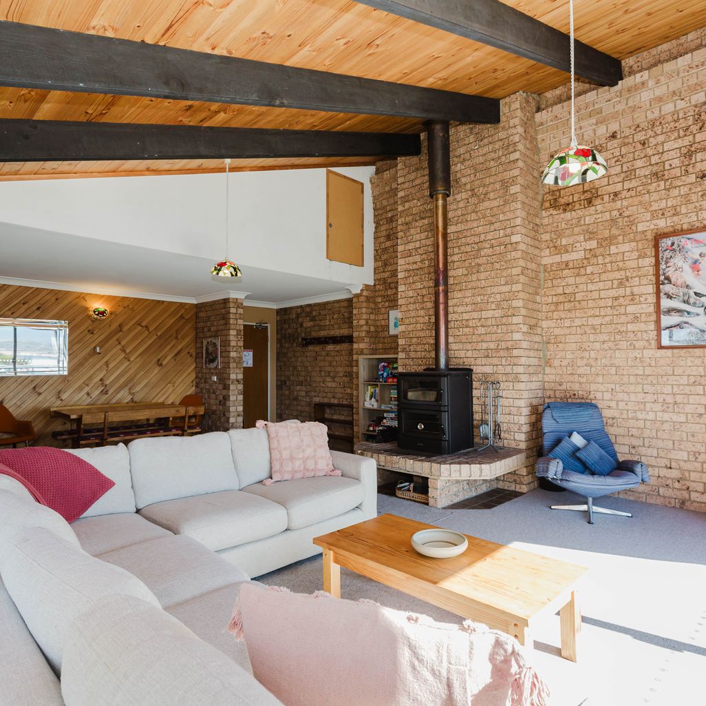 Aviemore – 2/14 Cobbodah Street