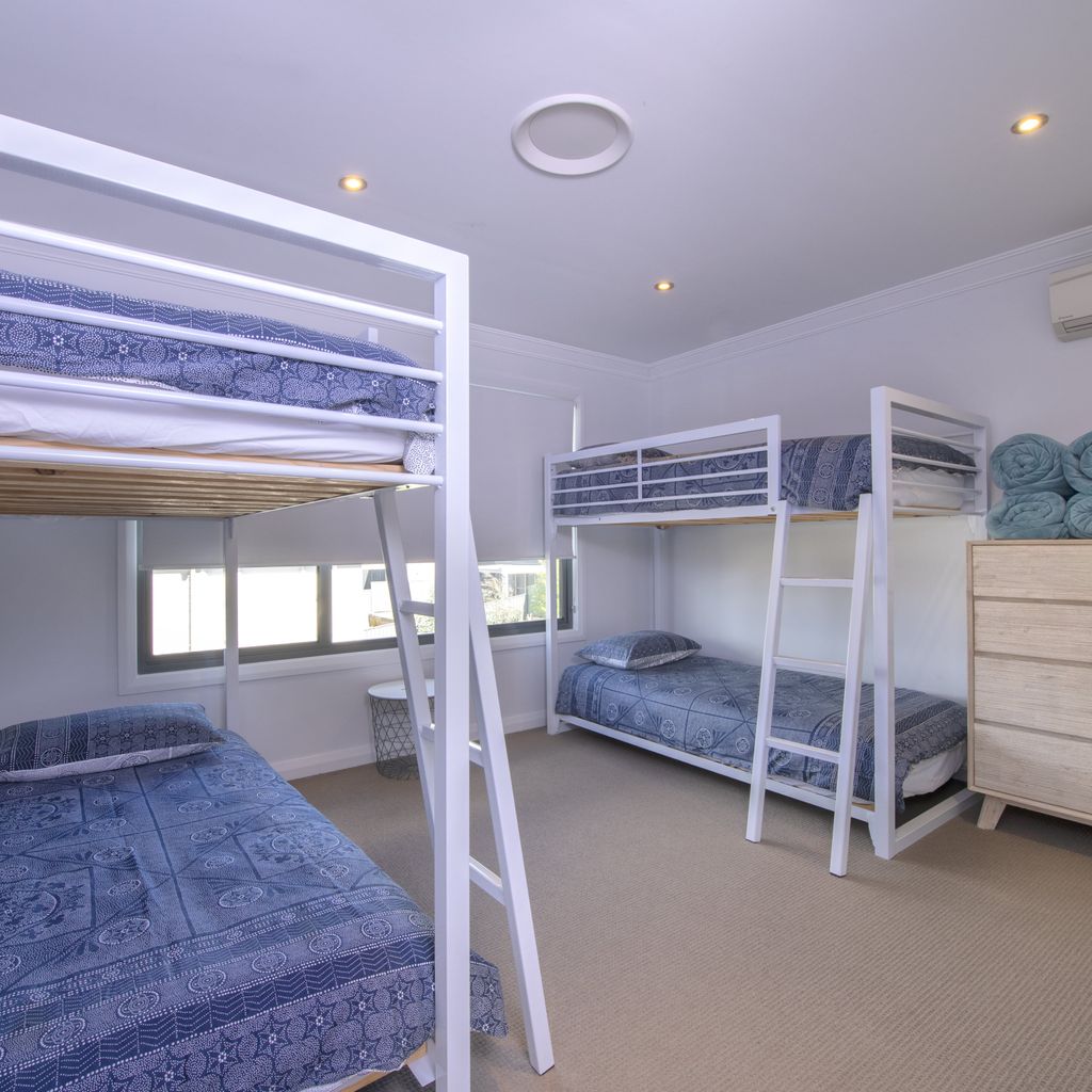Piper’s – 2/111A Gippsland Street