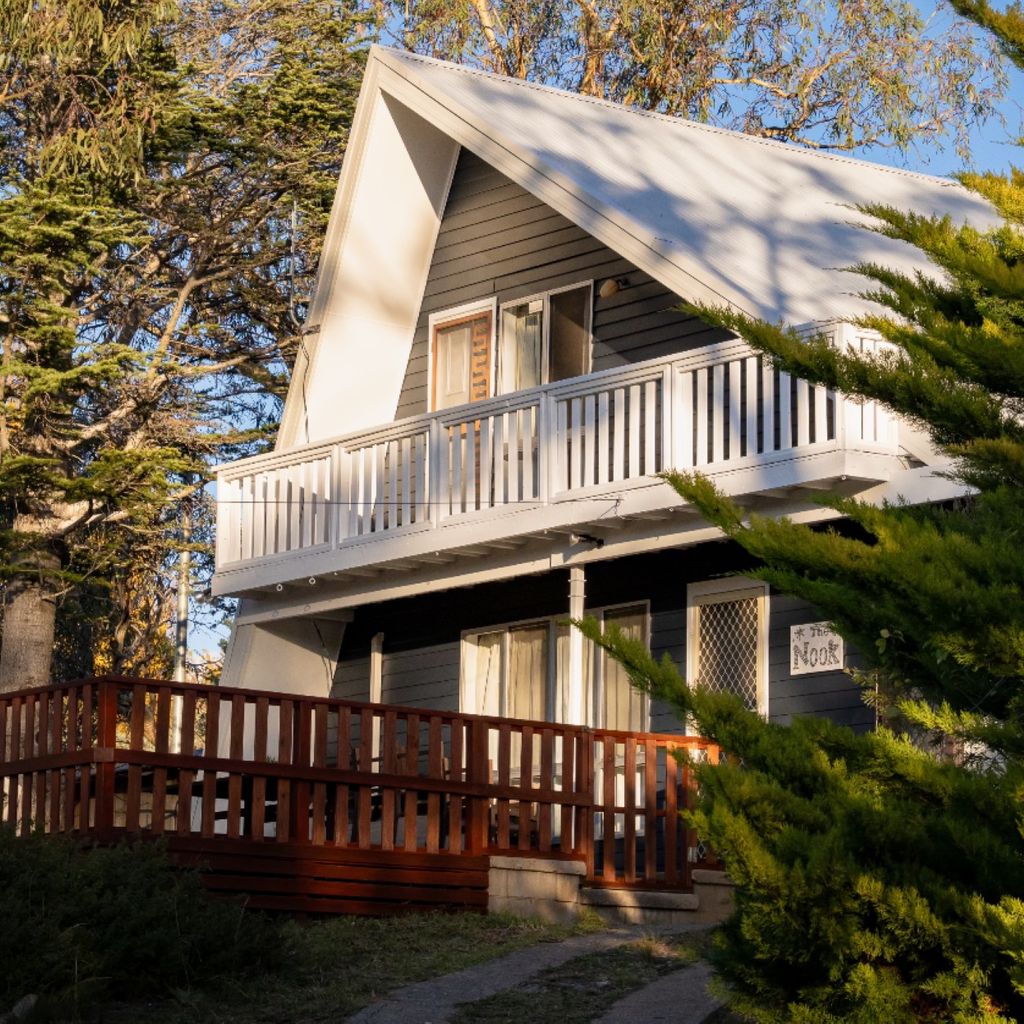 Cobbon – 14 Cobbon Crescent