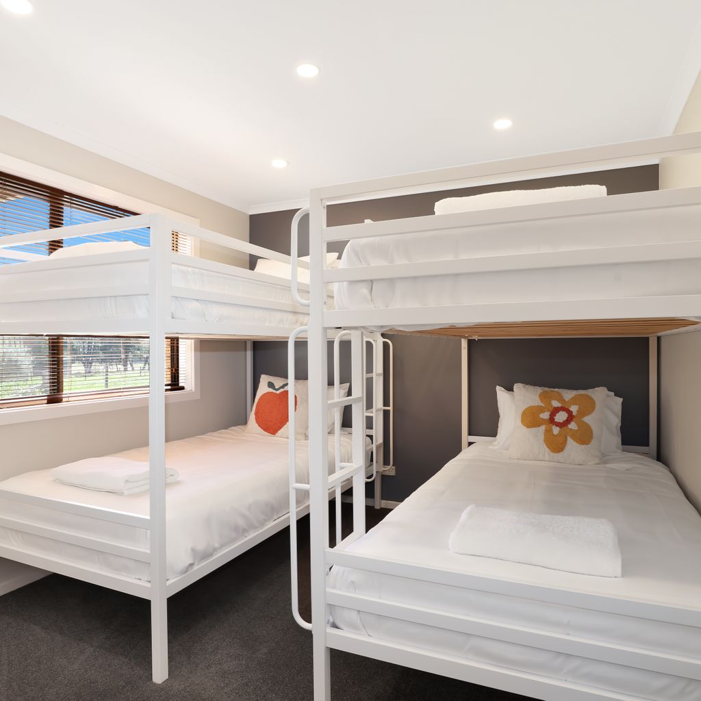 Bella Vista – Mansfield – Sleeps 8