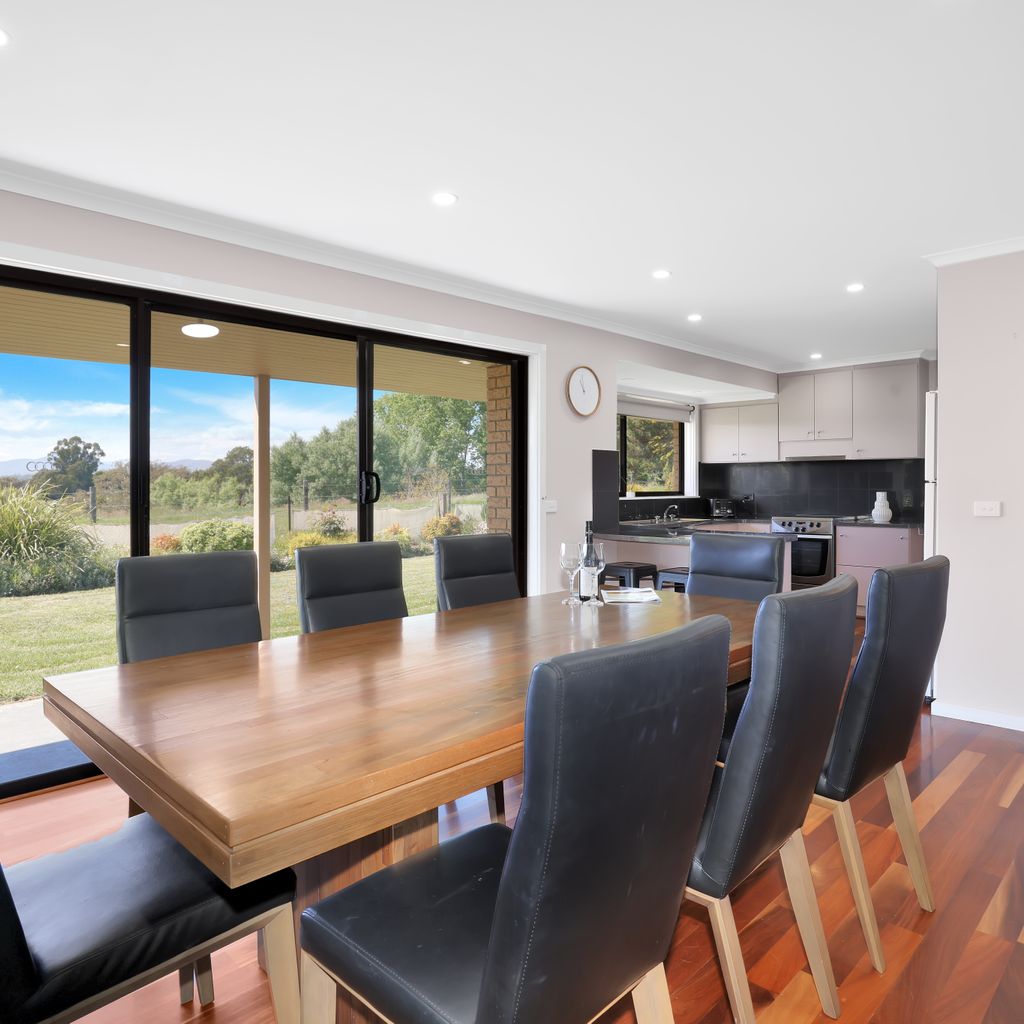 Bella Vista – Mansfield – Sleeps 8