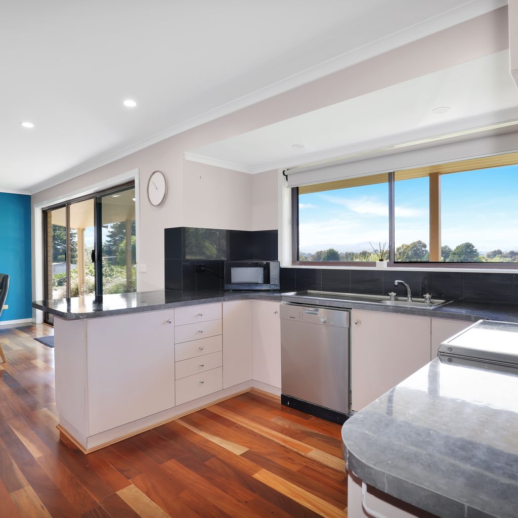 Bella Vista – Mansfield – Sleeps 8