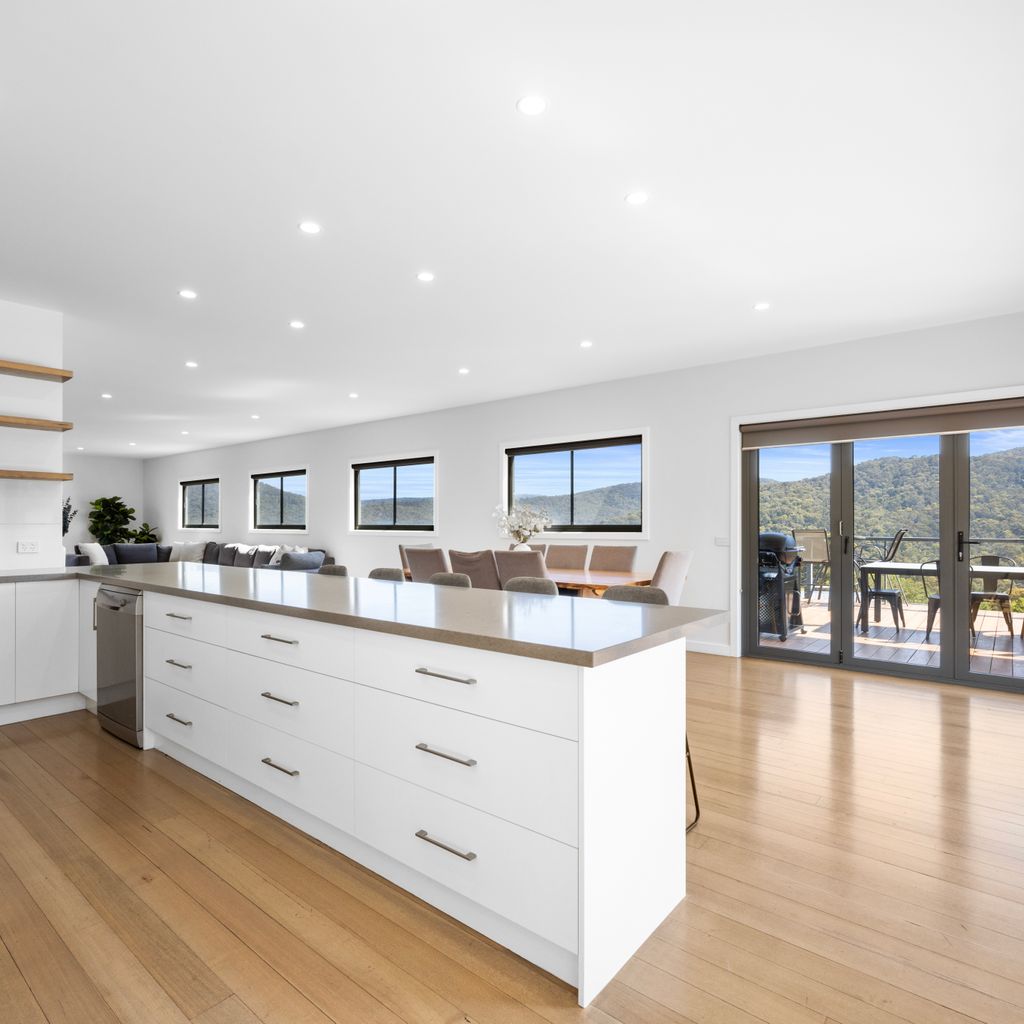 Black Diamond – Merrijig – Sleeps 14
