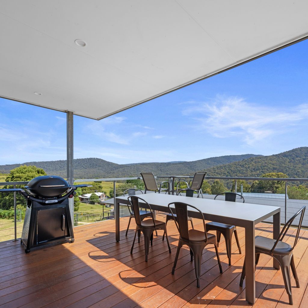 Black Diamond – Merrijig – Sleeps 14