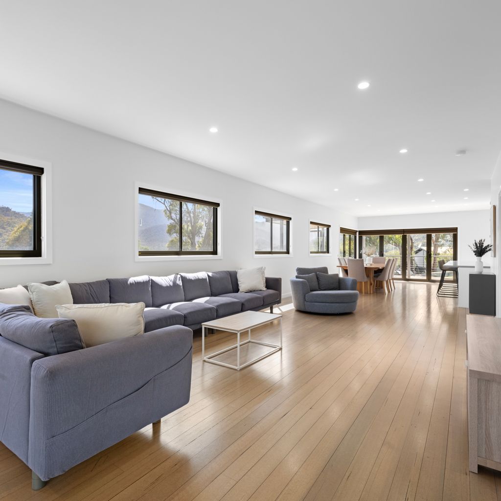 Black Diamond – Merrijig – Sleeps 14