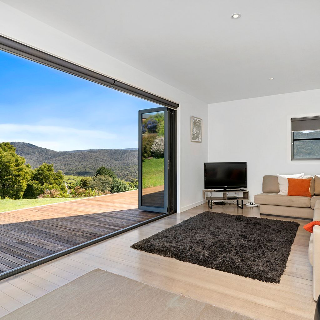 Black Diamond – Merrijig – Sleeps 14