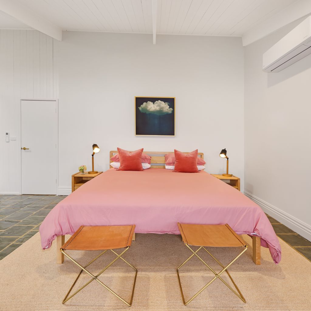 Lake Access – Mansfield – Sleeps 12