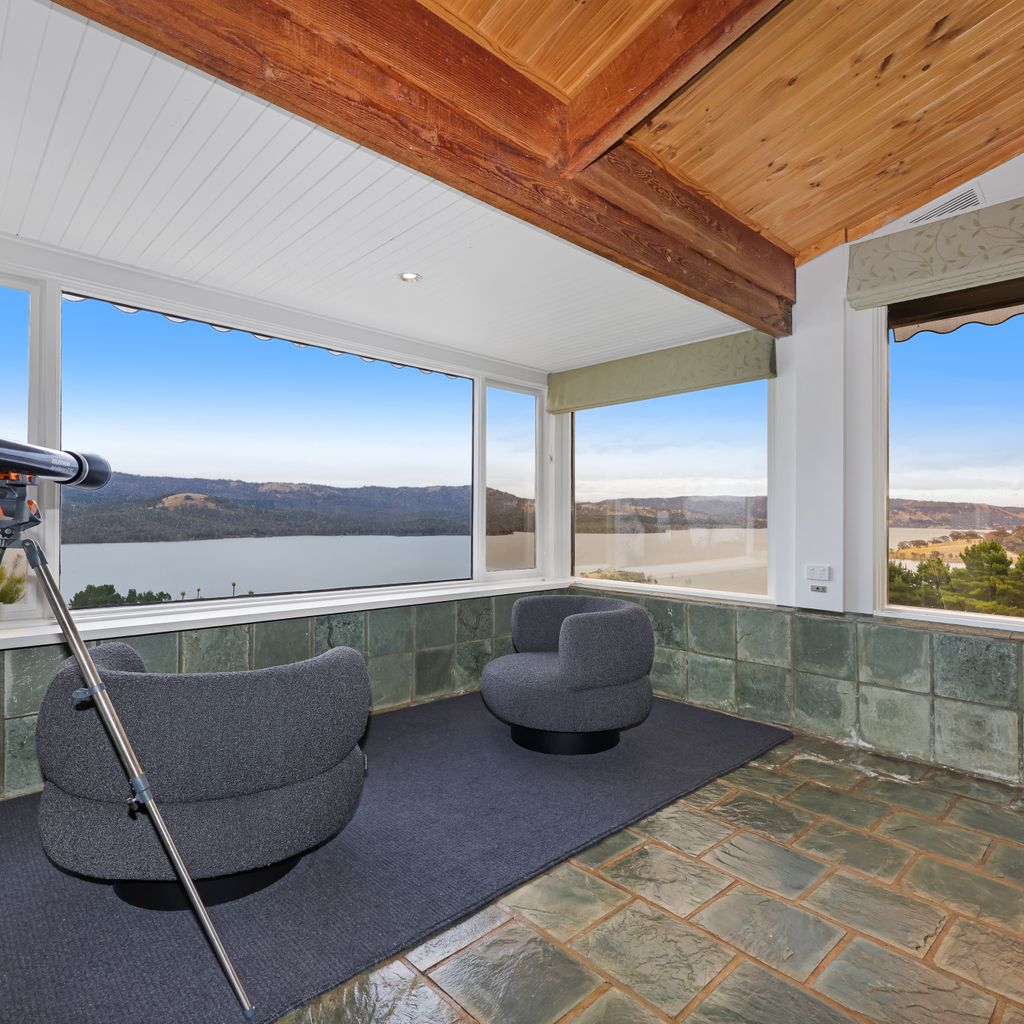 Lake Access – Mansfield – Sleeps 12