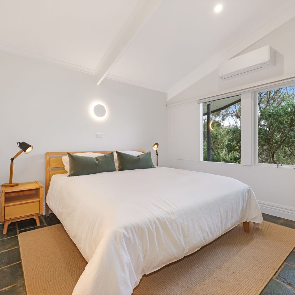 Lake Access – Mansfield – Sleeps 12