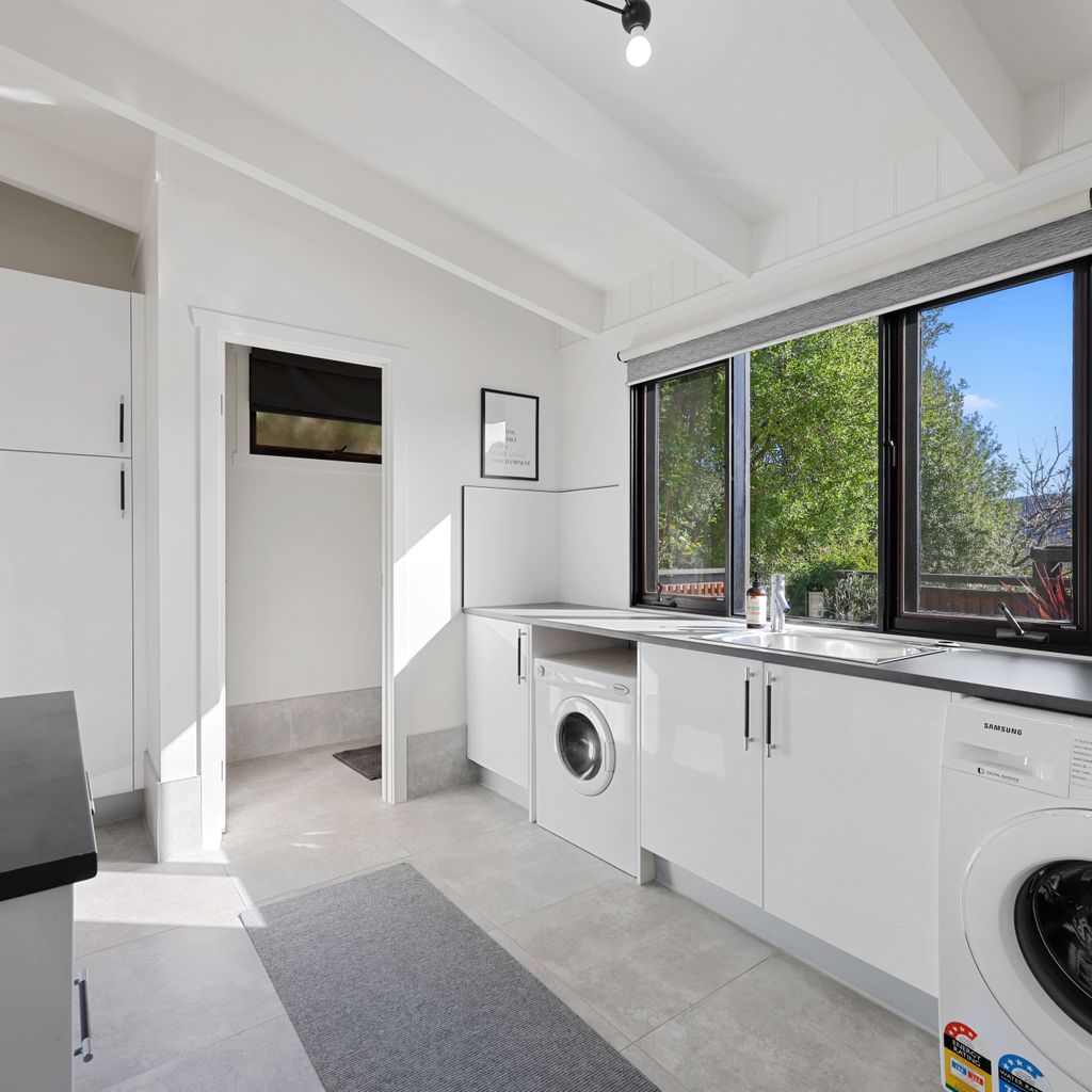 Alpine Retreat – Merrijig – Sleeps 12