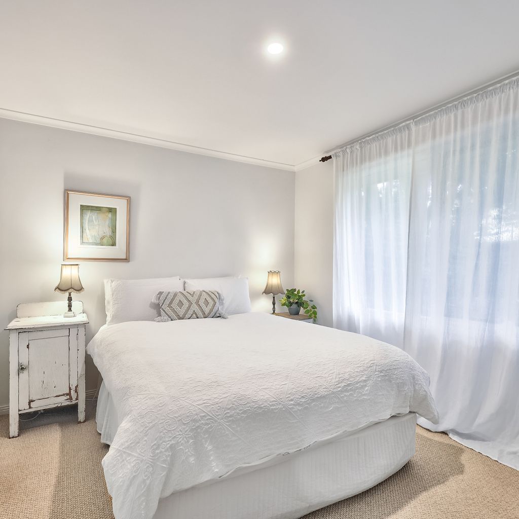 Jamieson Cottages – All Four Cottages – Sleeps 16