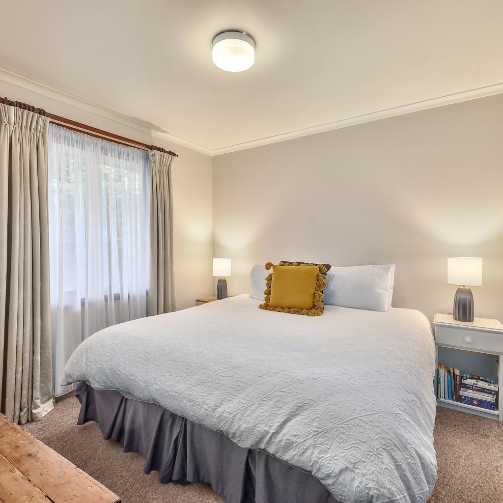 Jamieson Cottages – All Four Cottages – Sleeps 16