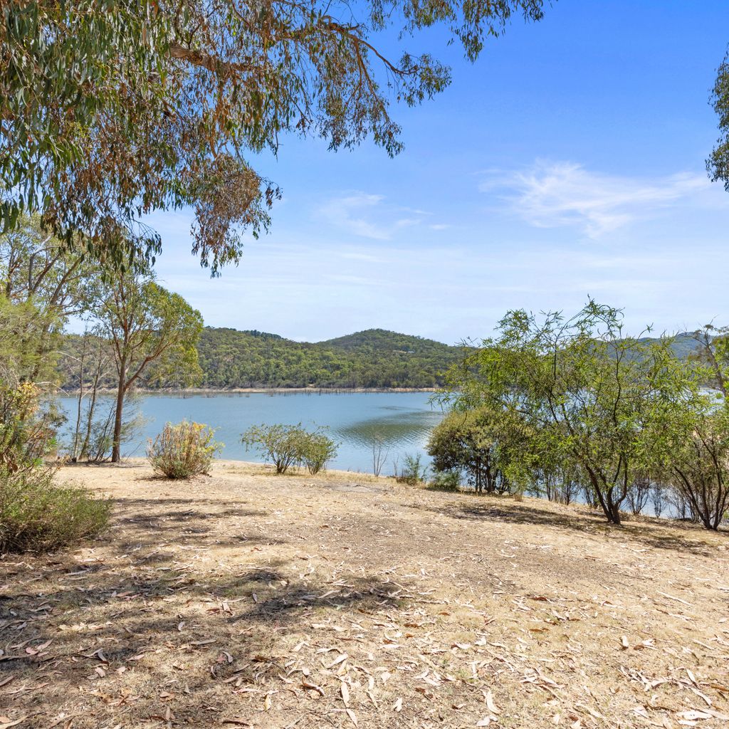 Paradise Retreat Lakehouse Jamieson