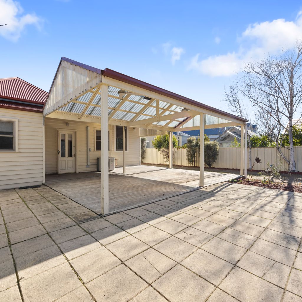 The Parade – Mansfield – Sleeps 8