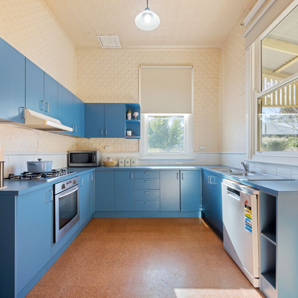 The Parade – Mansfield – Sleeps 8