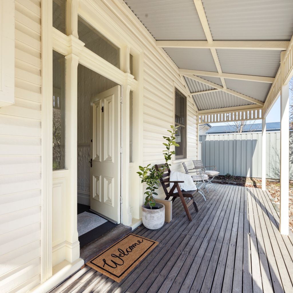 The Parade – Mansfield – Sleeps 8