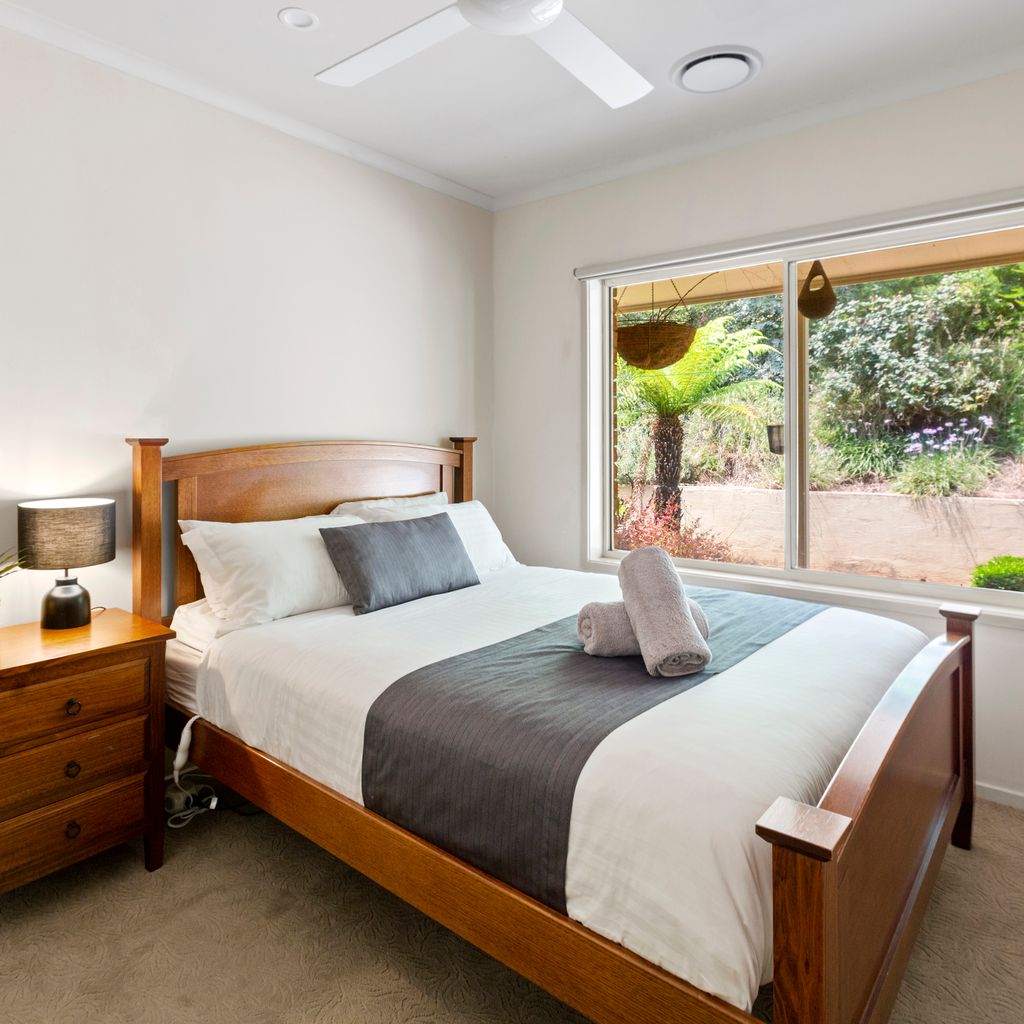 Monkey Gully Retreat – Mansfield – Sleeps 9
