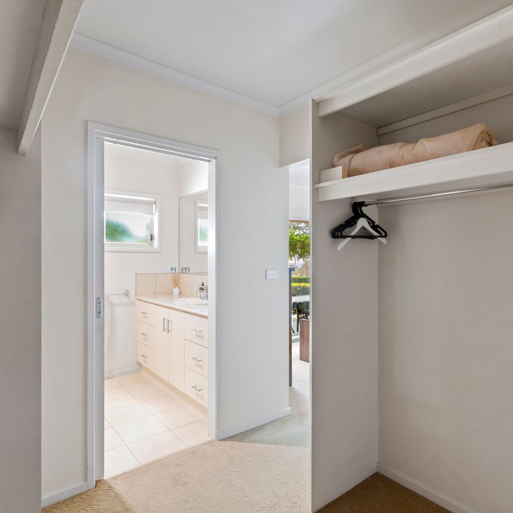 Monkey Gully Retreat – Mansfield – Sleeps 9