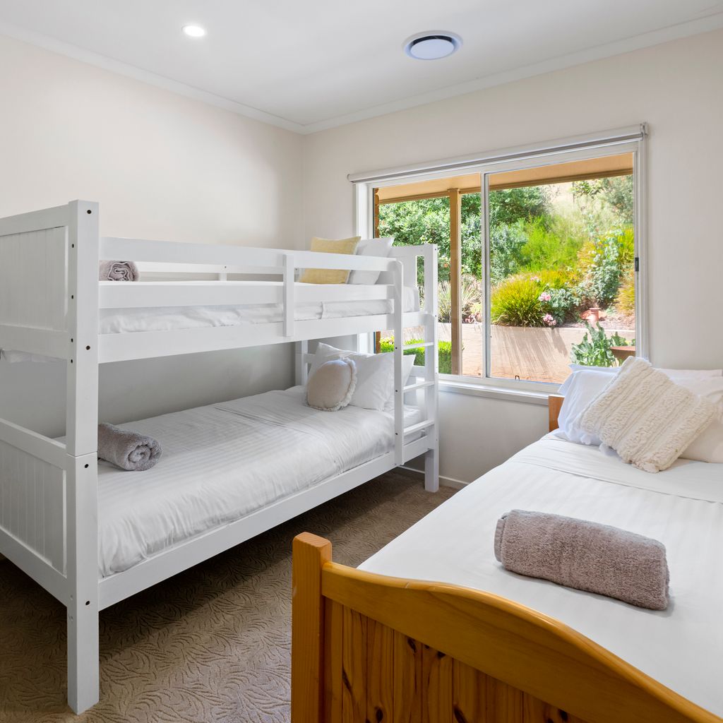 Monkey Gully Retreat – Mansfield – Sleeps 9