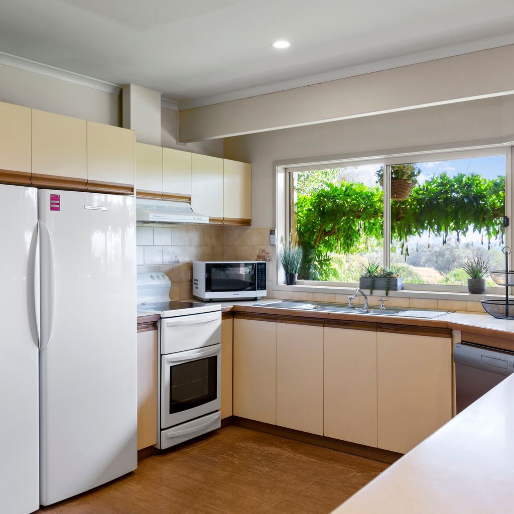 Monkey Gully Retreat – Mansfield – Sleeps 9