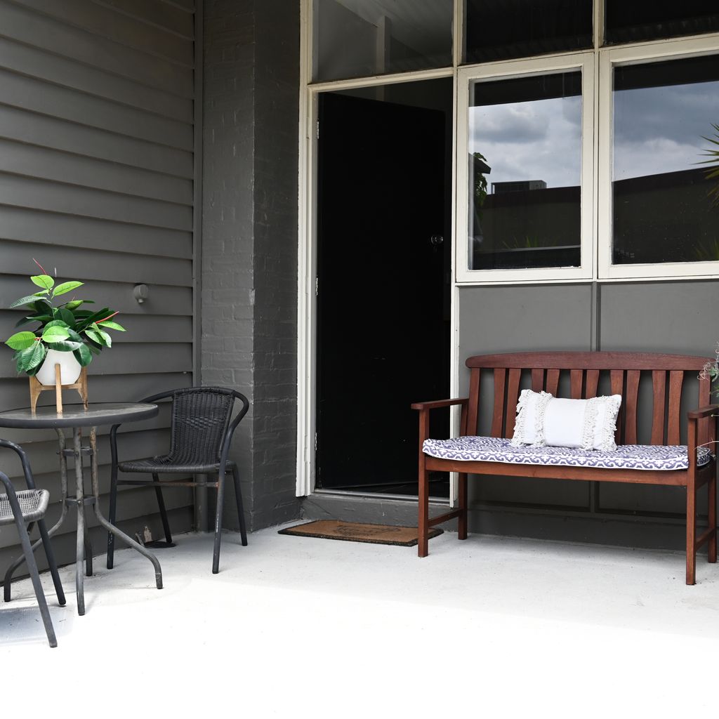 Deck Quarters – The Loft – Sleeps 2
