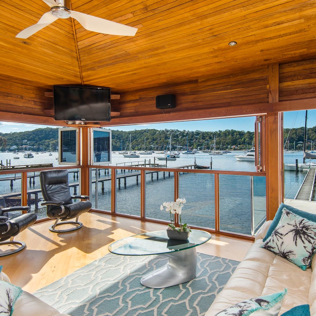 17 yachtsmans paradise newport