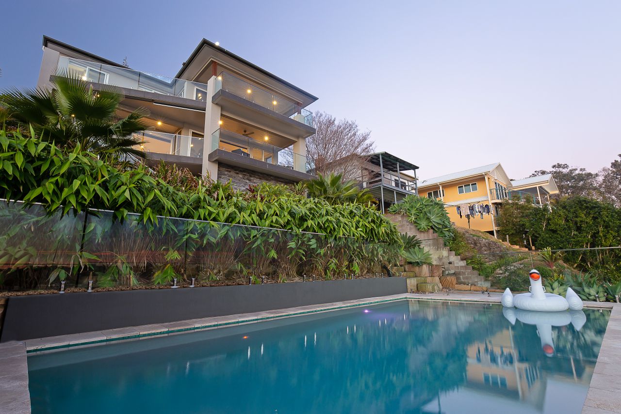 Lakehouse at Fishing Point - Absolute Waterfront, Pool, Jetty