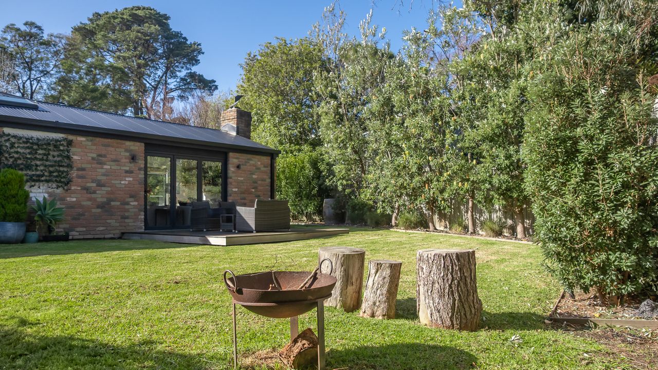 Lomond House Photo 25