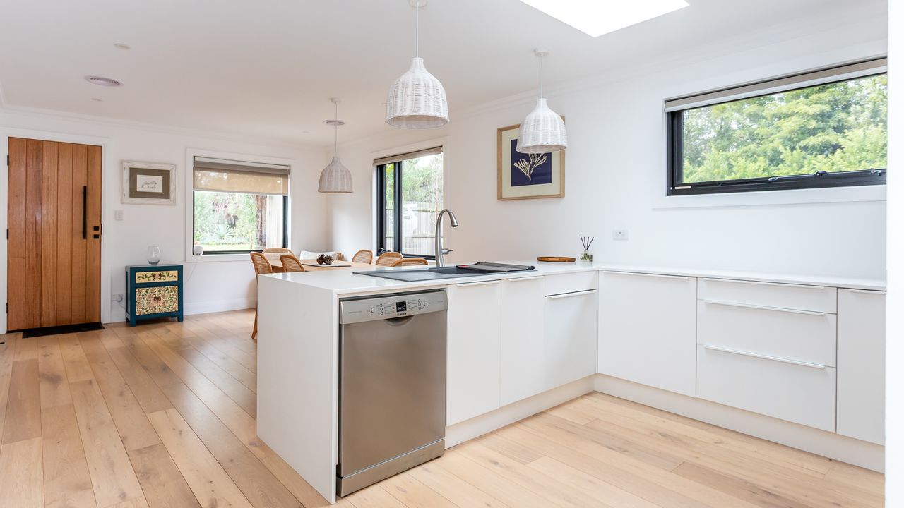 Lomond House Photo 11