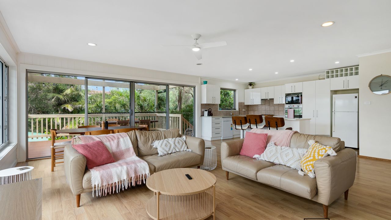 Open plan loungeroom