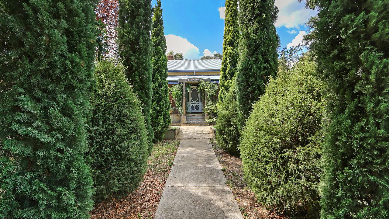 One Mile Cottage