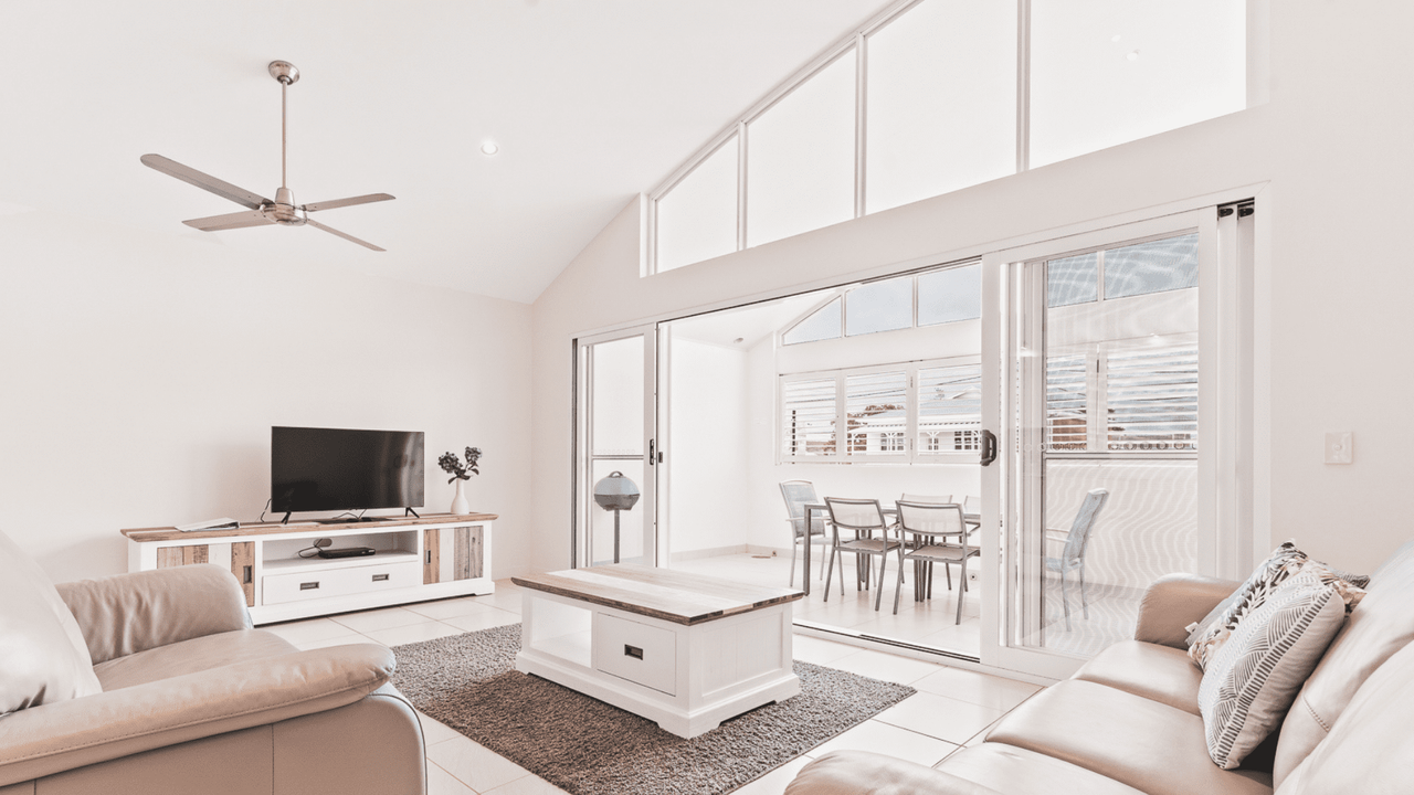 Malibu Apartments Unit 2 – 5 Oak Street