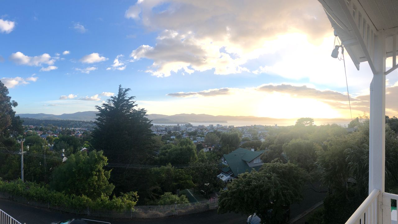 Glorious Views –  beautiful 1925 heritage house