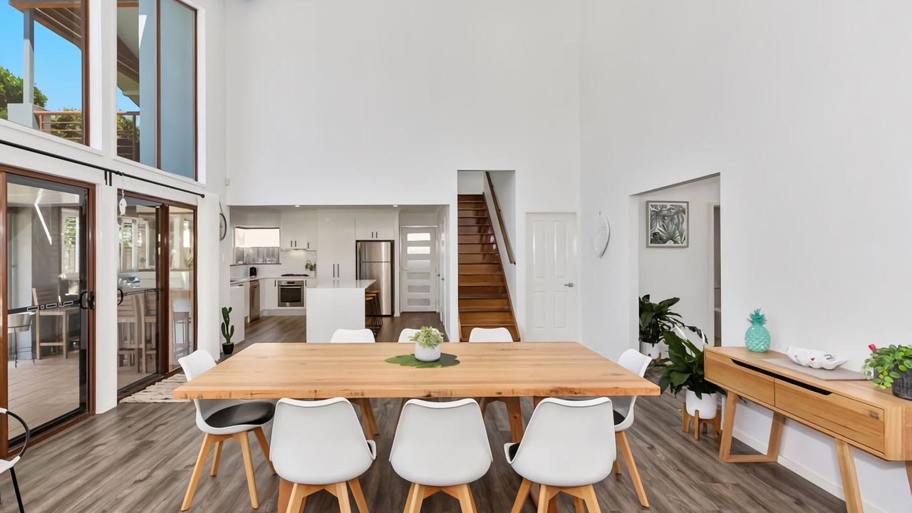 Coastal Soul –  Pet Friendly, Family Entertainer with Pool