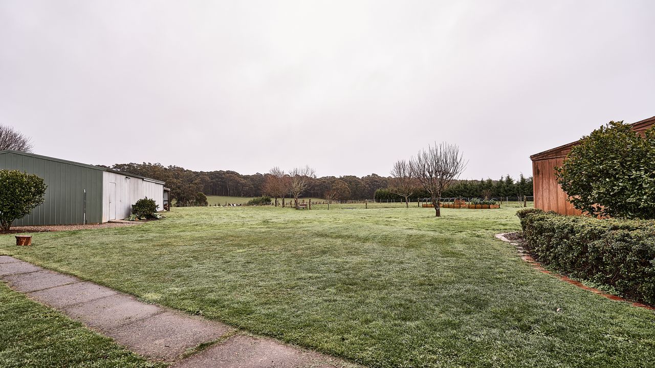 Leonards Hill House