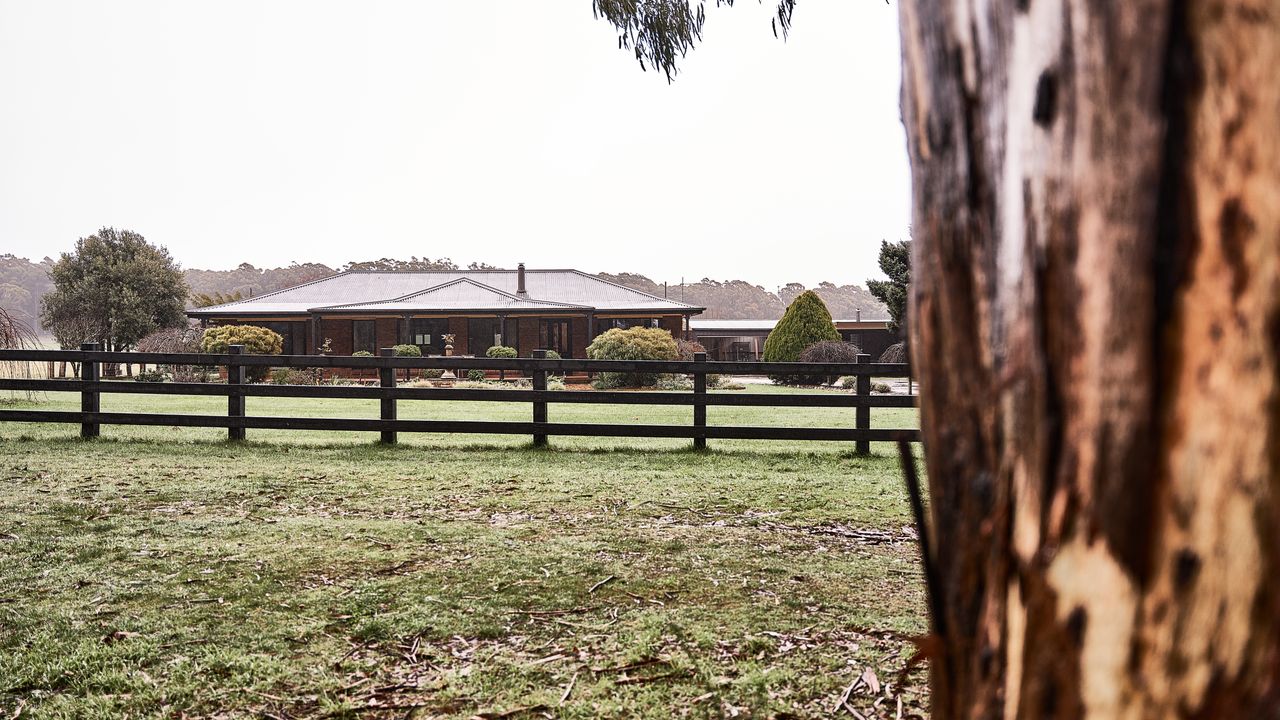 Leonards Hill House