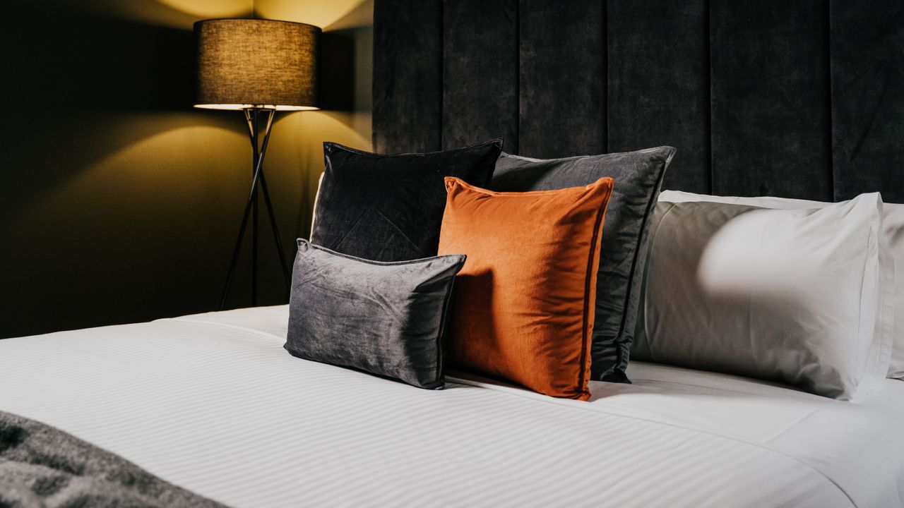 The Amalfi Minimalist Room 601