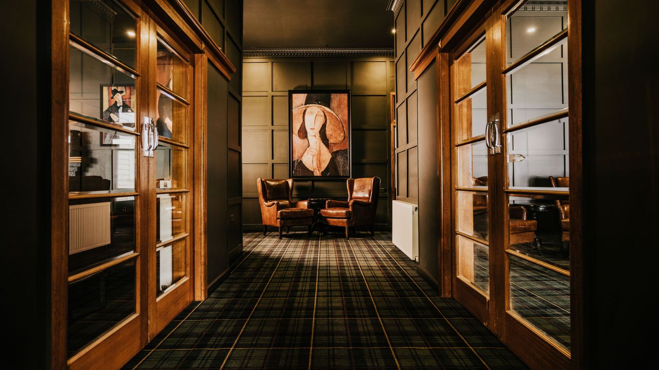 The Amalfi Minimalist Room 605