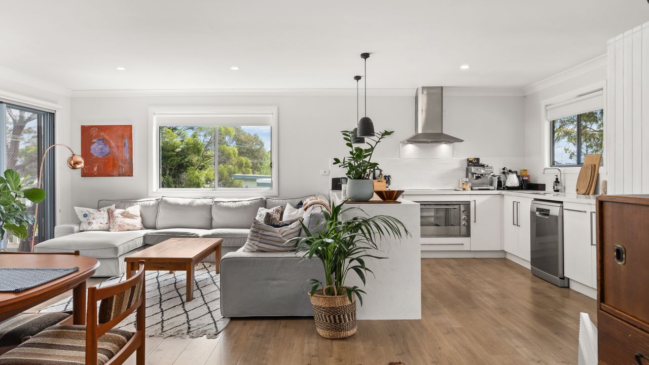 Bliss on the Basin – Water views