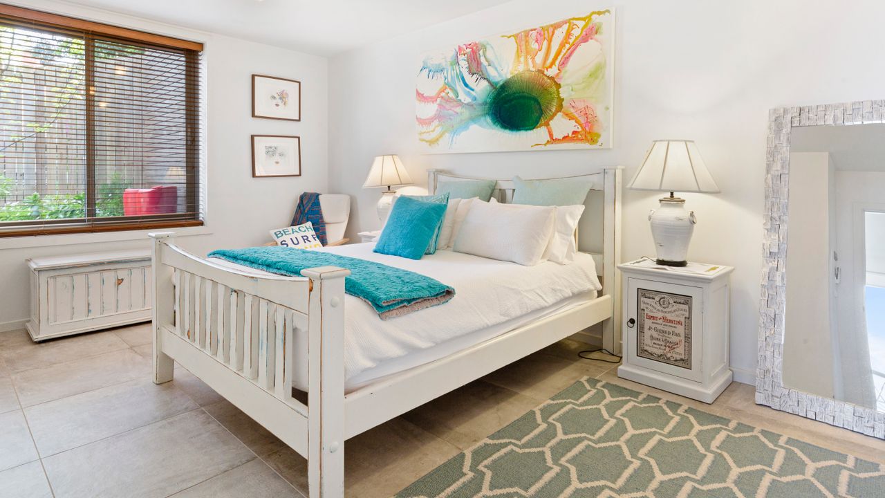 Byron Villa 1